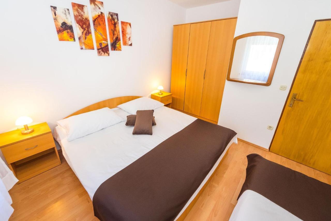 Apartment Vrsi - Mulo 5951A Bagian luar foto