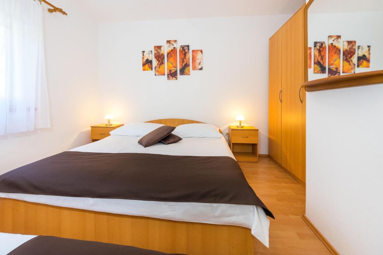 Apartment Vrsi - Mulo 5951A Bagian luar foto