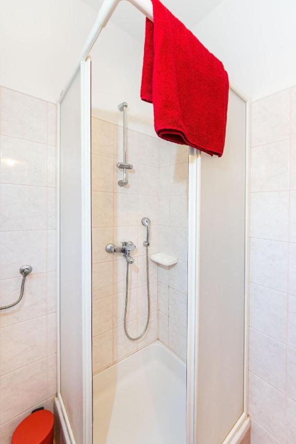 Apartment Vrsi - Mulo 5951A Bagian luar foto
